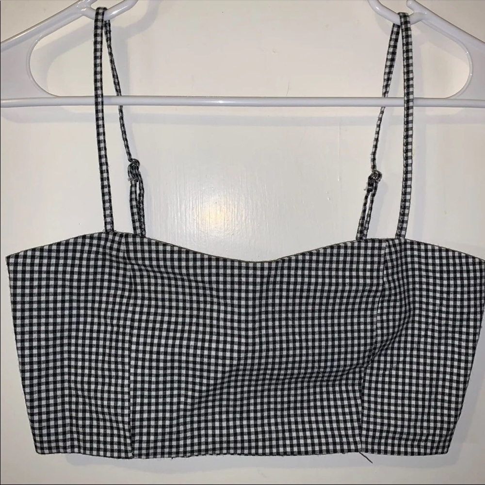 Brandy Melville John Galt Cropped Top